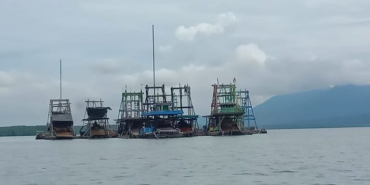 nelayan-menanti-keseriusan-pemerintah-setop-tambang-timah-di-teluk-kelabat
