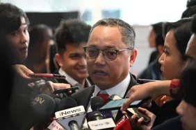 pdip-golkar,-drama-minerba-warisan-orba?