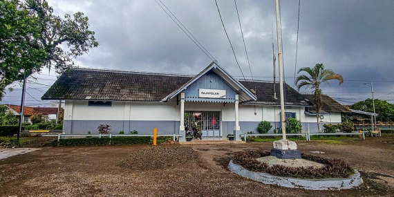 Stasiun Rajapolah, Stasiun Kecil di Tasikmalaya yang Hanya Layani 1 KA