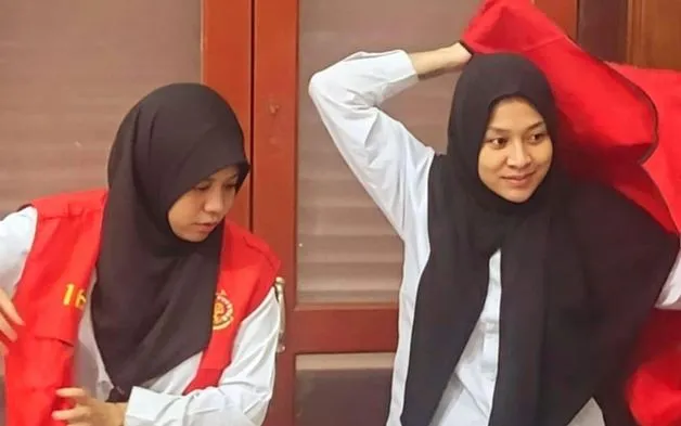 tekanan-hidup-kota-surabaya,-2-remaja-cantik-ini-terjebak-perdagangan-narkoba