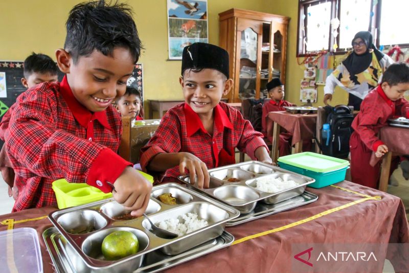 mbg-ciptakan-ekosistem-kerja-baru-hingga-ke-pelosok-negeri