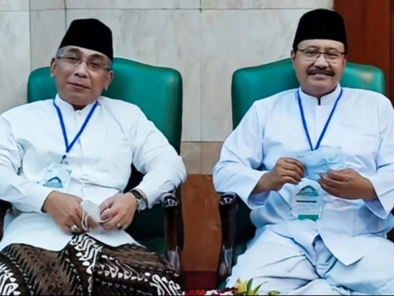 satu-suara-dengan-gus-yahya,-gus-ipul-tegaskan-prabowo-tidak-akan-cawe-cawe-di-muktamar-nu