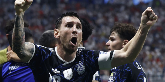 argentina-dengan-keajaiban-messi-vs-spanyol-yang-‘lengkap’-secara-taktik:-siapa-juaranya?