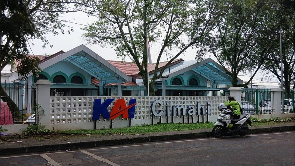 stasiun-cimahi:-stasiun-ka-pertama-era-hindia-belanda-yang-punya-toilet-tertutup