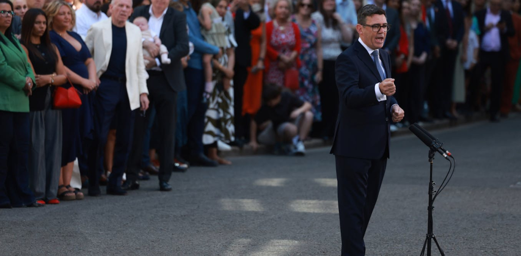no-lectern-and-the-promise-of-a-‘new-model’-– what-we-can-learn-from-andy-burnham’s-speech