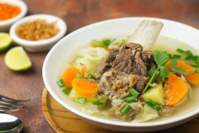sop-iga-sapi,-hidangan-hangat-yang-selalu-menghadirkan-kenyamanan-di-setiap-suapan