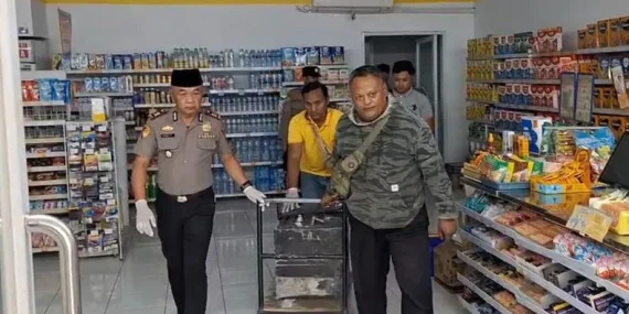 Alarm Karyawan Minimarket di Ngawi Berbunyi saat Brankas Dibobol Linggis Pencuri