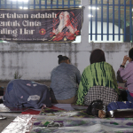 dari-gerbang-ke-meja-mediasi,-buruh-pt-amos-bertahan-menjaga-harapan-hidup-layak
