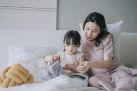 kebiasaan-sederhana-sebelum-tidur-ini-bisa-bantu-melatih-emosi-dan-bahasa-anak
