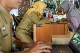dari-orde-baru-hingga-kini:-mutasi-asn-masih-jadi-alat-kontrol-kekuasaan-dan-hukuman