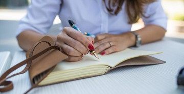 7-rekomendasi-notebook-untuk-journaling-yang-simple,-aesthetic,-hingga-vintage