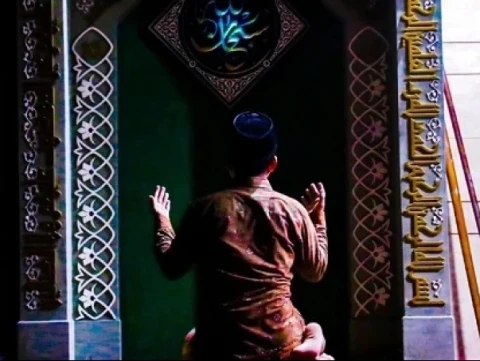 amalan-rasulullah-saw-usai-shalat-jumat,-niscaya-rezekinya-terawat