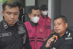 kejari-blitar-penjarakan-7-terpidana-dan-kembalikan-dana-rp287-juta-ke-negara