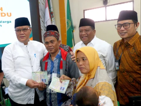 buntet-pesantren-fasilitasi-23-pasangan-itsbat-nikah-dalam-rangkaian-haul-2026