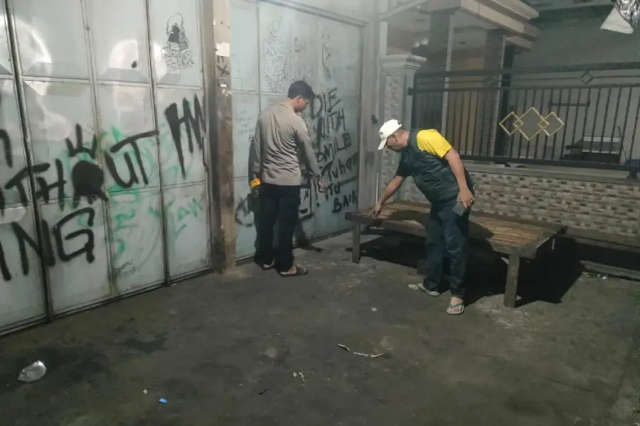 dendam-asmara-ibu-kandung-berujung-carok-masal!-3-pria-di-sampang-bersimbah-darah-akibat-celurit