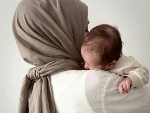 bolehkah-pengasuh-muslim-mengajarkan-doa-agama-lain-kepada-anak-non-muslim?