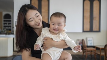 5-kebiasaan-sehari-hari-bikin-bayi-cerdas,-penting-untuk-tumbuh-kembang-si-kecil