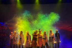festival-teater-pelajar-jakarta:-laut-yang-tidak-pernah-lupa