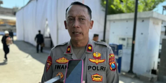 Pemeriksaan Ketat di GOR Jayabaya! 300 Personel Gabungan Jaga Konser Ari Lasso di Kediri