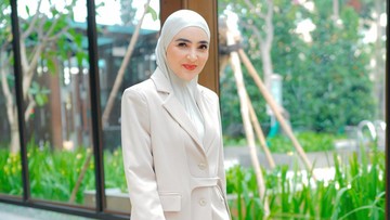 5-potret-terbaru-ashanty-mantap-berhijab-usai-naik-haji,-curi-perhatian-publik