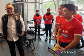 veddriq-yakin-sabet-emas-panjat-tebing-asian-games-2026