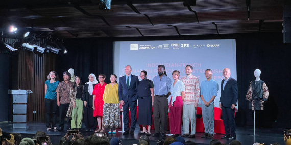 slow-fashion-bukan-tren-‘elitis’,-tapi-cara-agar-bumi-tak-kebanjiran-baju