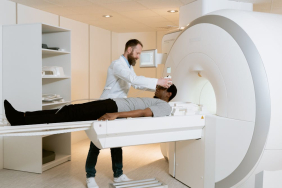 ai-is-transforming-health-care,-but-not-everyone-will-share-the-benefits
