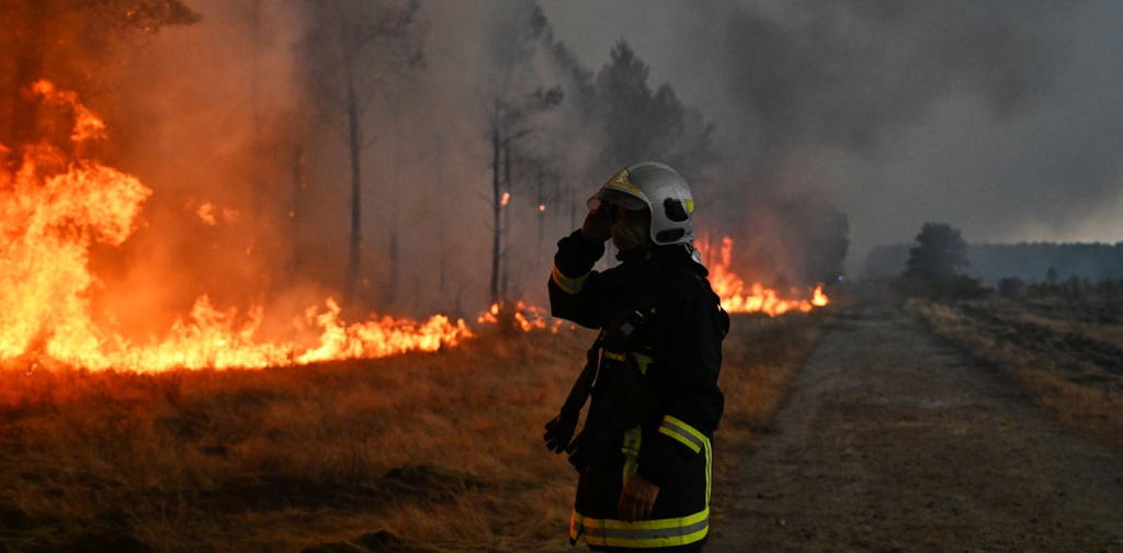 donald-trump-blames-canada-for-wildfire-smoke-—-but-global-warming-is-loading-the-wildfire-dice