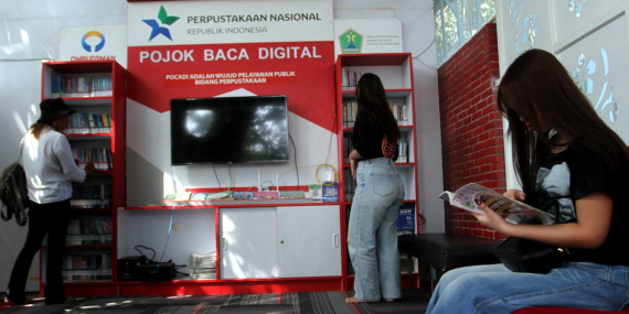 pemangkasan-anggaran-perpusnas:-selain-ruang-literasi,-demokrasi-juga-dikorbankan