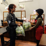 fitur-‘merchant’-dan-resto-prioritas-platform-makanan-‘online’:-resto-besar-untung,-umkm-buntung