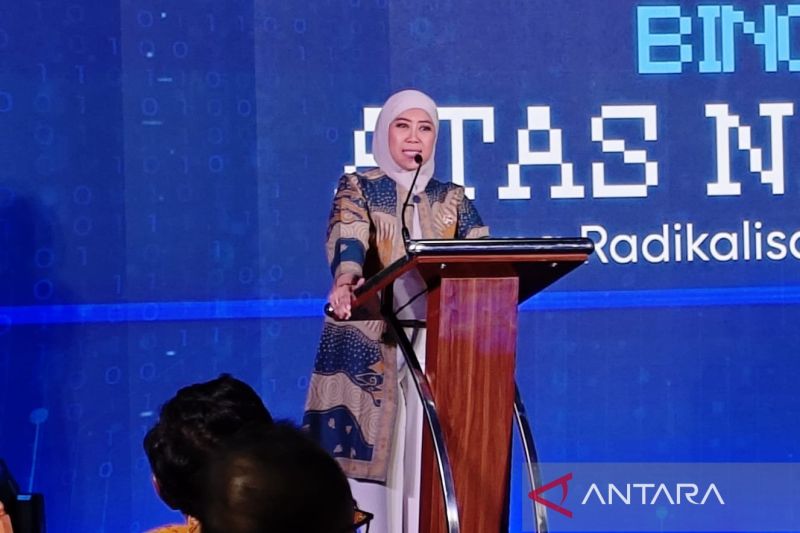 menkomdigi-sebut-radikalisme-digital-disamarkan-dalam-bentuk-bantuan
