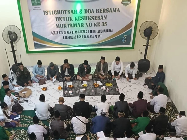 warga-nu-jakarta-pusat-gelar-istighotsah-untuk-kesuksesan-muktamar-ke-35-nu-di-tambakberas
