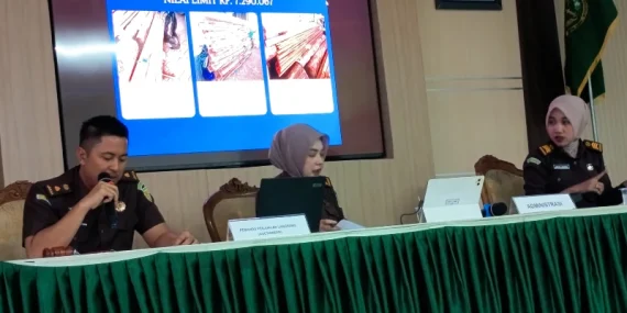 Penjualan Barang Rampasan Kejari Ponorogo Tembus Rp77,5 Juta, 51 Lot Habis Diserbu