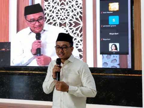 jawab-tantangan-masyarakat-urban,-gus-amak-dorong-pesantren-hadirkan-kesejahteraan-santri