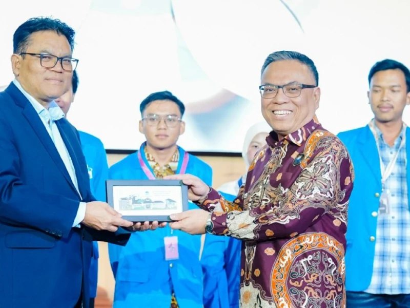 uin-jakarta-lepas-4.951-mahasiswa-kkn-2026-untuk-pengabdian-di-dalam-dan-luar-negeri