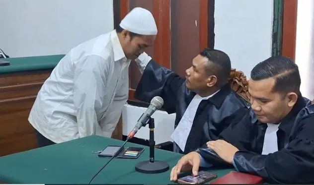 curi-uang-rp5-ribu,-ganti-rugi-rp1-juta,-terdakwa-tetap-divonis-4-bulan-penjara