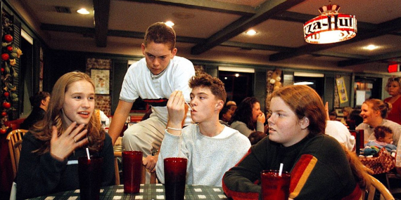 what-a-western-pennsylvania-’90s-style-pizza-hut-reveals-about-nostalgia
