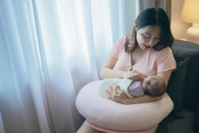 bayi-minum-asi-banyak-hari-ini-tapi-besok-sedikit,-normalkah?
