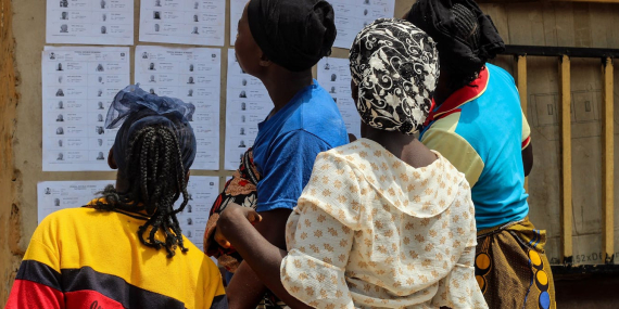 young-nigerian-women-want-to-go-into-politics-–-party-rules-and-older-men-keep-them-out