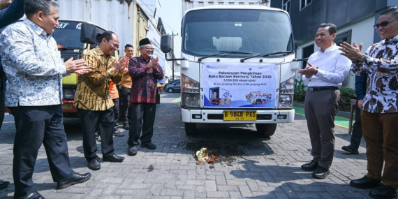 5,5-juta-buku-berangkat-dari-kudus-untuk-dibagikan,-sekolah-yang-dapat-bukan-sembarang-sekolah