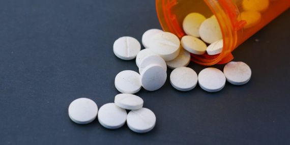 pain-and-the-struggle-for-relief:-how-fear-influences-patient-access-to-medical-opioids