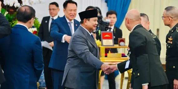 prabowo-anutin,-seablings-ikon-militer