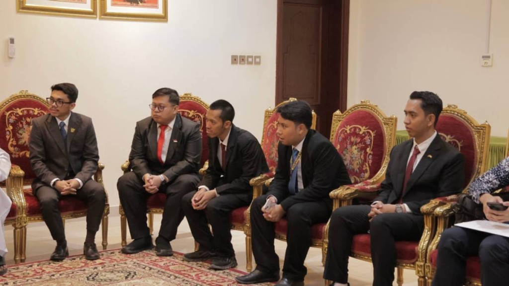 pelajar-indonesia-di-timur-tengah-berkumpul-di-oman,-bahas-geopolitik-dan-masa-depan-diplomasi