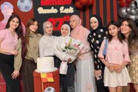 lesti-kejora-dapat-kejutan-ultah-dari-rizky-billar-dan-para-sahabat,-intip-potretnya