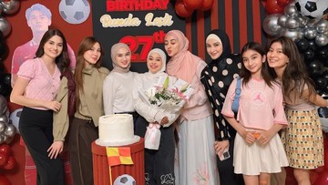 lesti-kejora-dapat-kejutan-ultah-dari-rizky-billar-dan-para-sahabat,-intip-potretnya