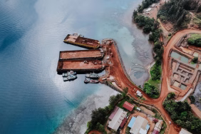 dibantah-bahlil,-greenpeace-beberkan-bukti-raja-ampat-belum-aman-dari-tambang-nikel