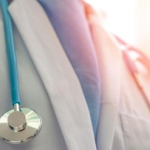 psikiater-ungkap-burnout-bisa-bikin-dokter-nakes-kehilangan-empati