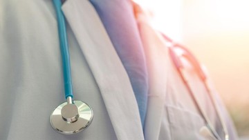 psikiater-ungkap-burnout-bisa-bikin-dokter-nakes-kehilangan-empati