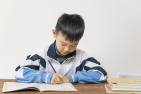 50-soal-bahasa-inggris-kelas-2-semester-2-dan-kunci-jawabannya