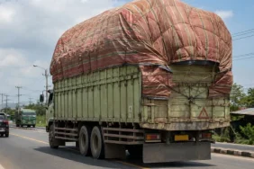 pengamat-transportasi:-efisiensi-logistik-jangan-korbankan-keselamatan-masyarakat